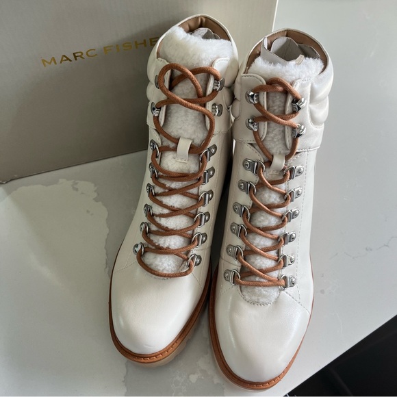 Marc Fisher Womens Mallie 3 Ivory Lace Up Round Toe Winter Boot New With Box 8.5 - Picture 3 of 13
